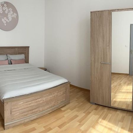 Appartement 1 Chambre Rue Faubourg De Besancon Montbéliard Eksteriør bilde